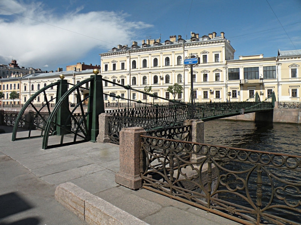 Pochtamtsky Bridge