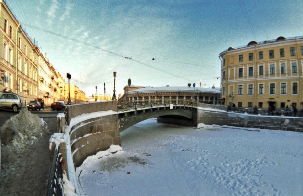 Bolshoy Konyushenny Bridge