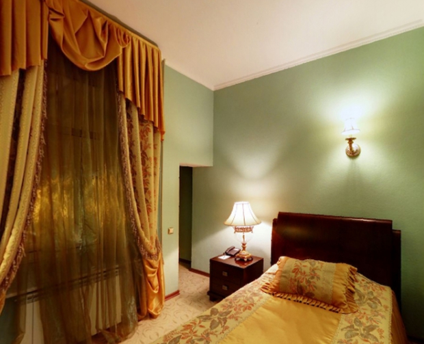 Azhur Hotel