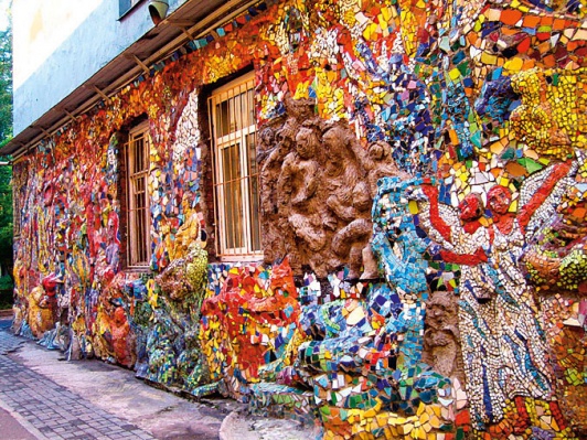 Mosaic Courtyard | Мозаичный дворик
