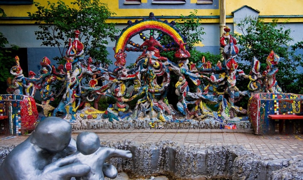 Mosaic Courtyard | Мозаичный дворик