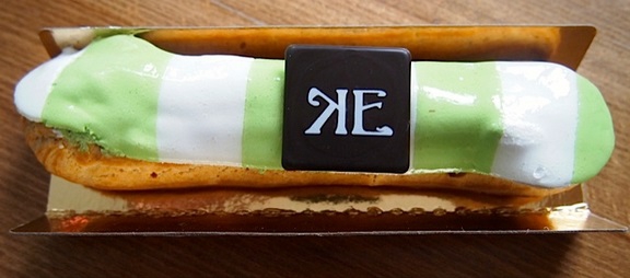 pistachio eclair