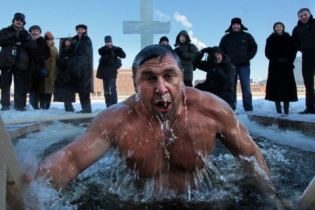 Epithany Swimming in Saint Petersburg Photo: Alexander Petrosyan