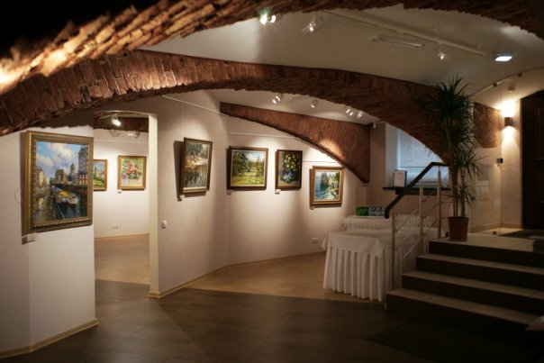 GALLERY OF MODERN ART ON MOKHOVAYA-18